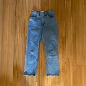 Abercrombie Curve Love Jeans - The 90s Straight Ultra High Rise
